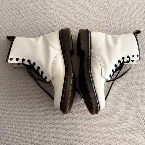 Dr. Martens White + Black 1460 Leather Lace Up Boots Size 9 - Picture 7 of 16